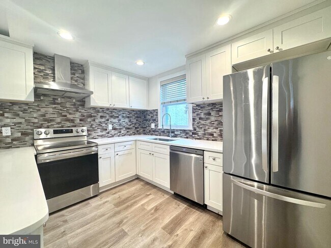 Foto del edificio - 2226 Fairmount Ave