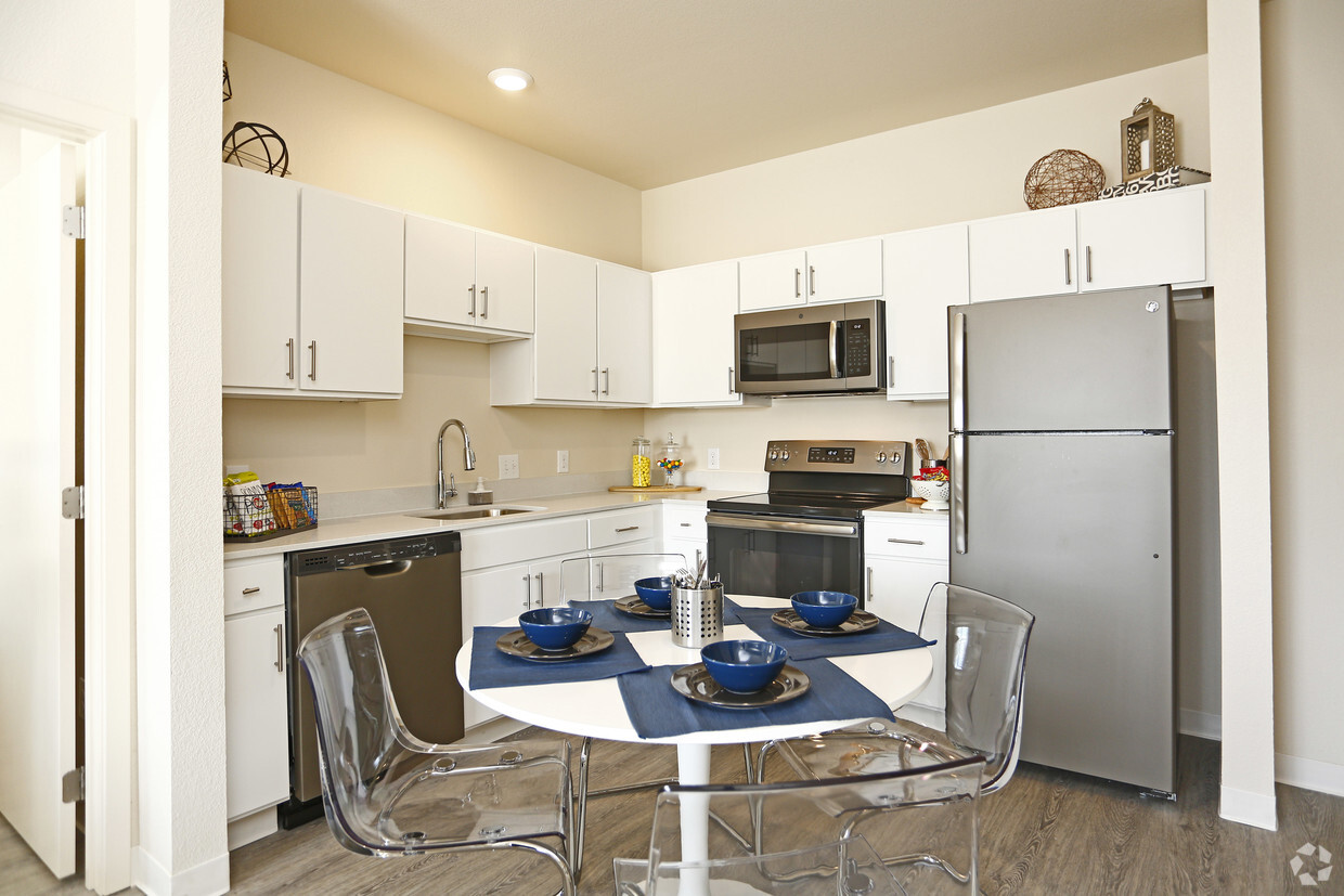 Kitchen Area - WaterWalk Dallas - Las Colinas