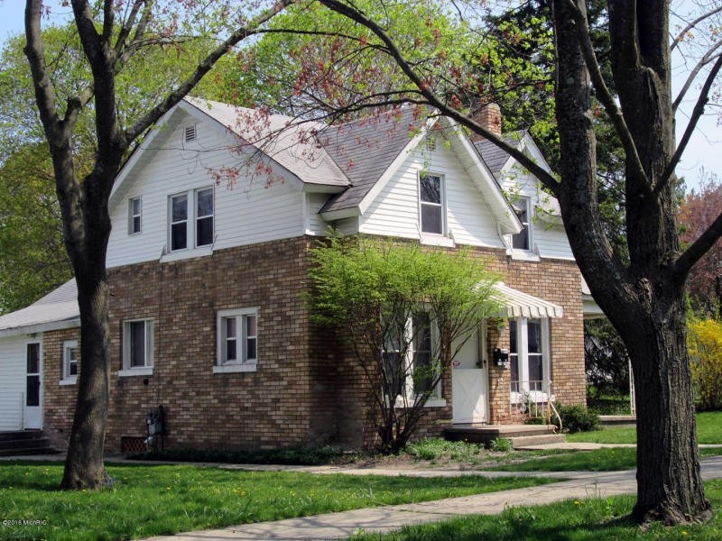 Foto principal - 319 S Stewart Ave