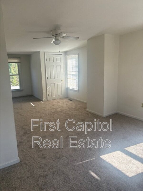 Foto del edificio - 107 S 4th St