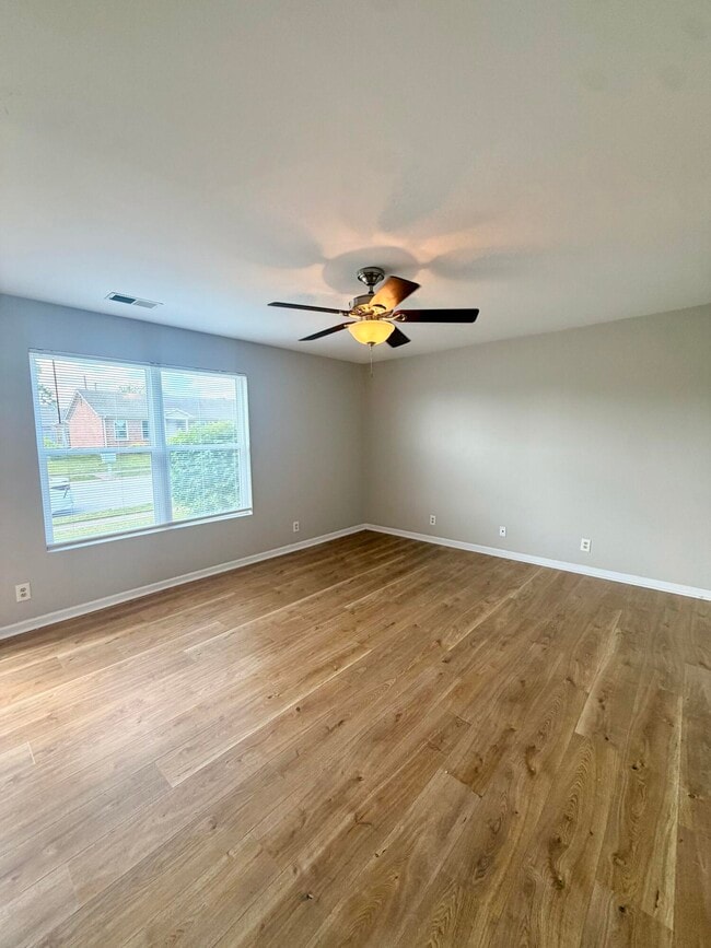 Building Photo - 523 Tecumseh Trail