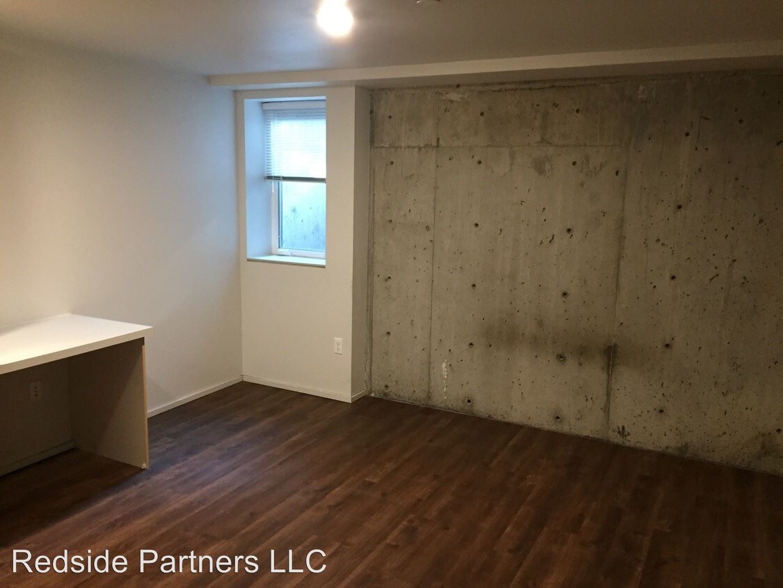 Foto principal - 8727 Phinney Ave N