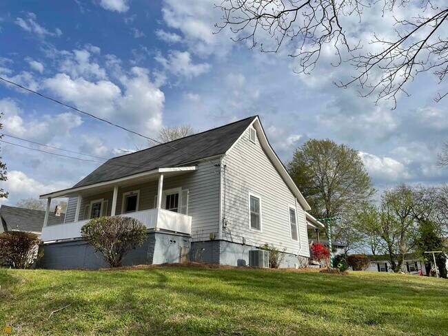 Building Photo - 356 W Griffin St