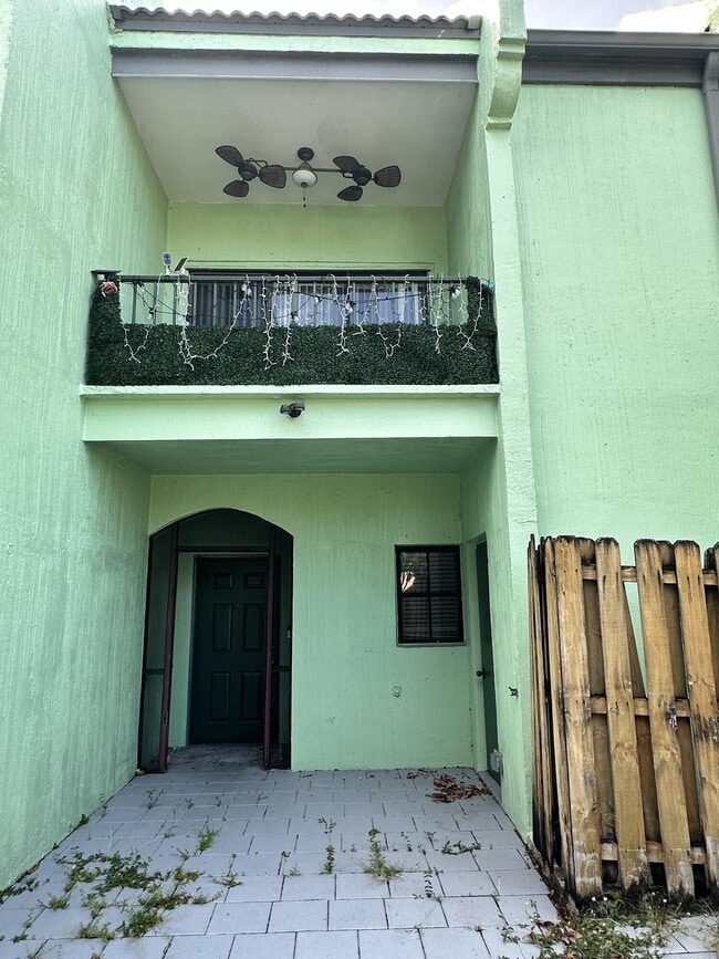 Building Photo - 12737 Westhampton Cir
