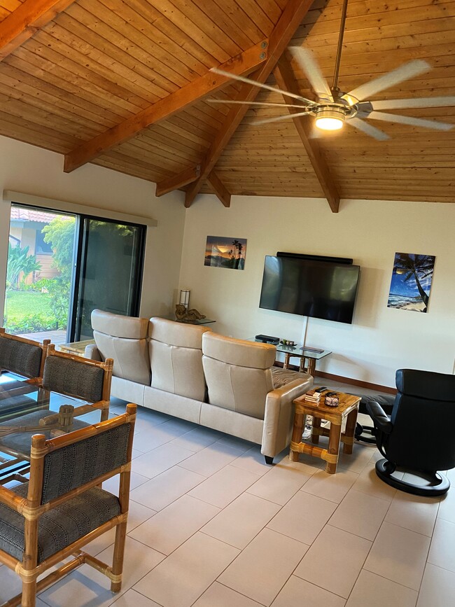 Building Photo - 4103 N Paua Way