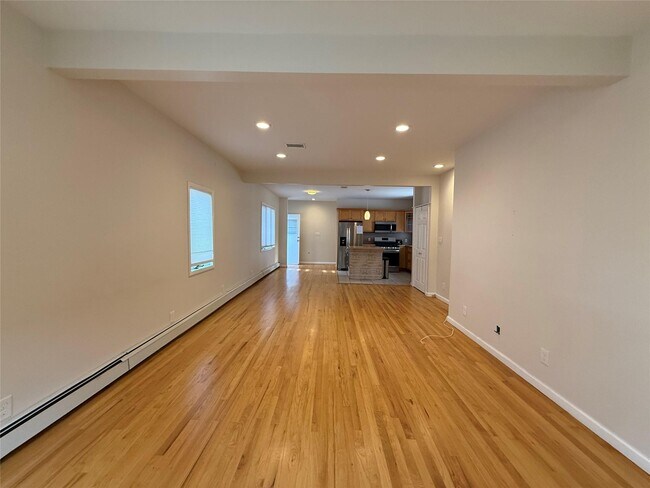 Foto del edificio - 512 E Penn St