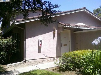 Building Photo - 3106 Pawnee Wy