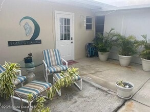 Building Photo - 2025 Date Palm Ave