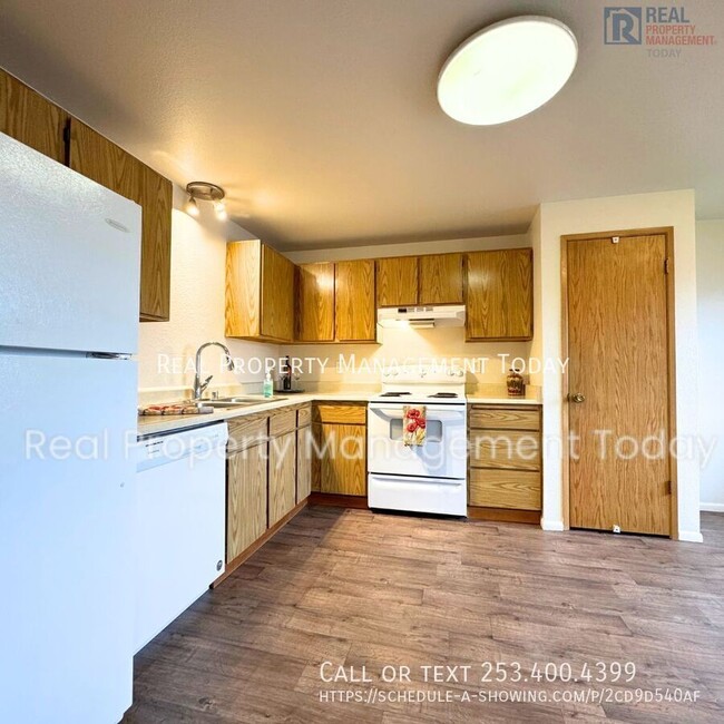 Foto del edificio - 2 Bedroom Apartment in Puyallup!