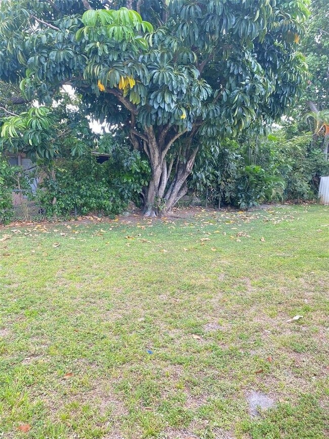 Photo - 740 NE 179th Terrace House