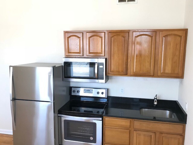 Foto del edificio - 606 N Roan St