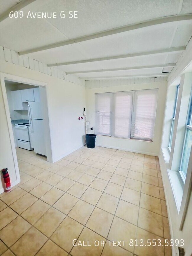 Foto del edificio - 609 Ave G SE