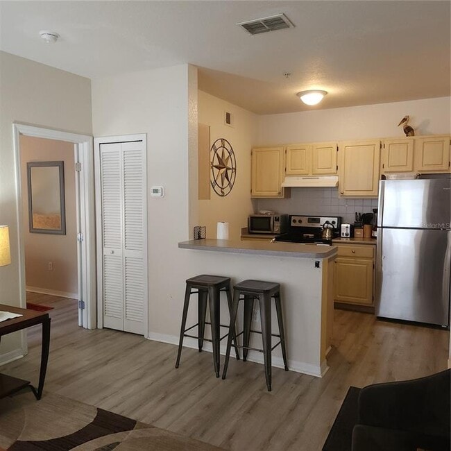 Building Photo - 8822 Dunes Ct