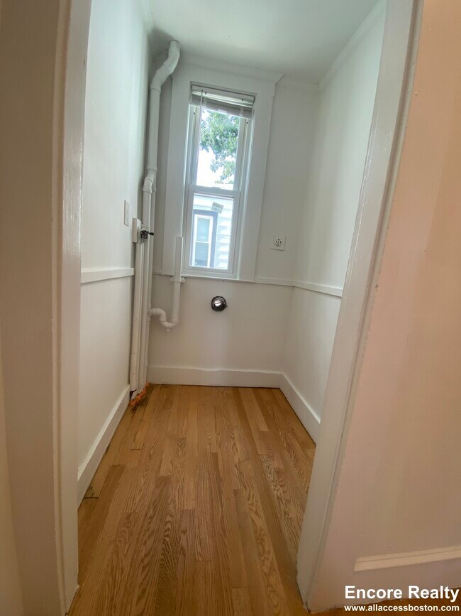 Foto del edificio - 38 Newton St