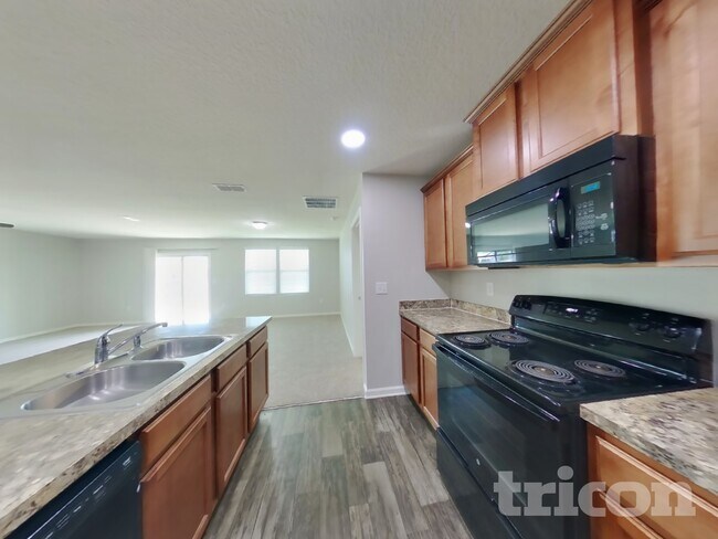 Foto del edificio - 2210 Pebble Point Dr
