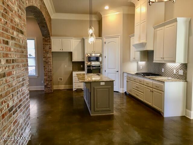 Building Photo - 405 Dunvegan Ct