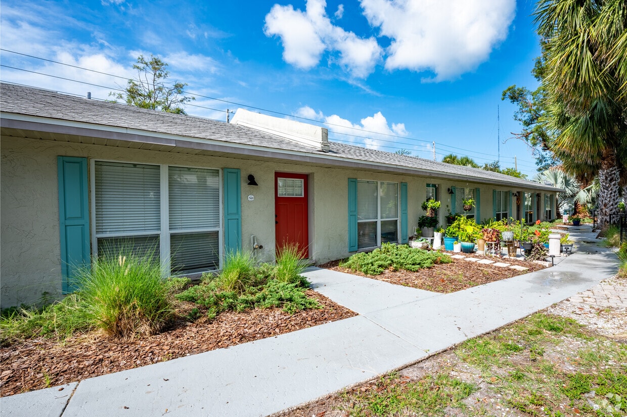 Primary Photo - Casa Corsicana