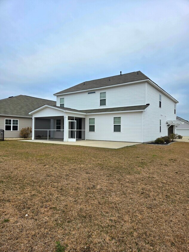 Foto del edificio - 2053 Ainsley Dr