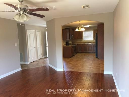 Foto del edificio - Hamilton Hills Apartment