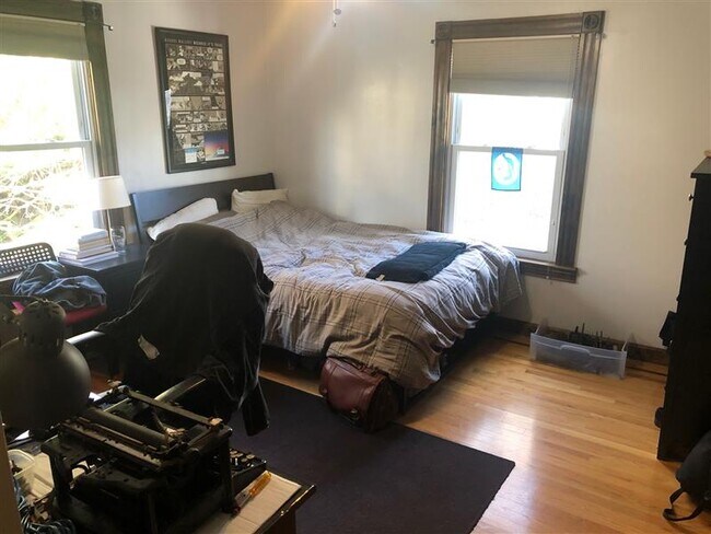 Foto del edificio - 19 Pitman St