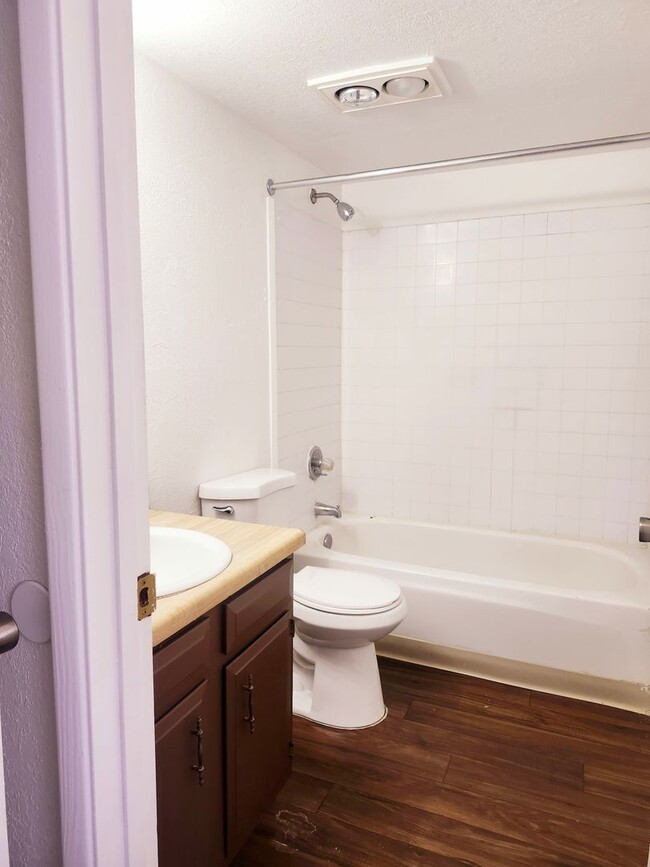 Interior Photo - Executive Apartments