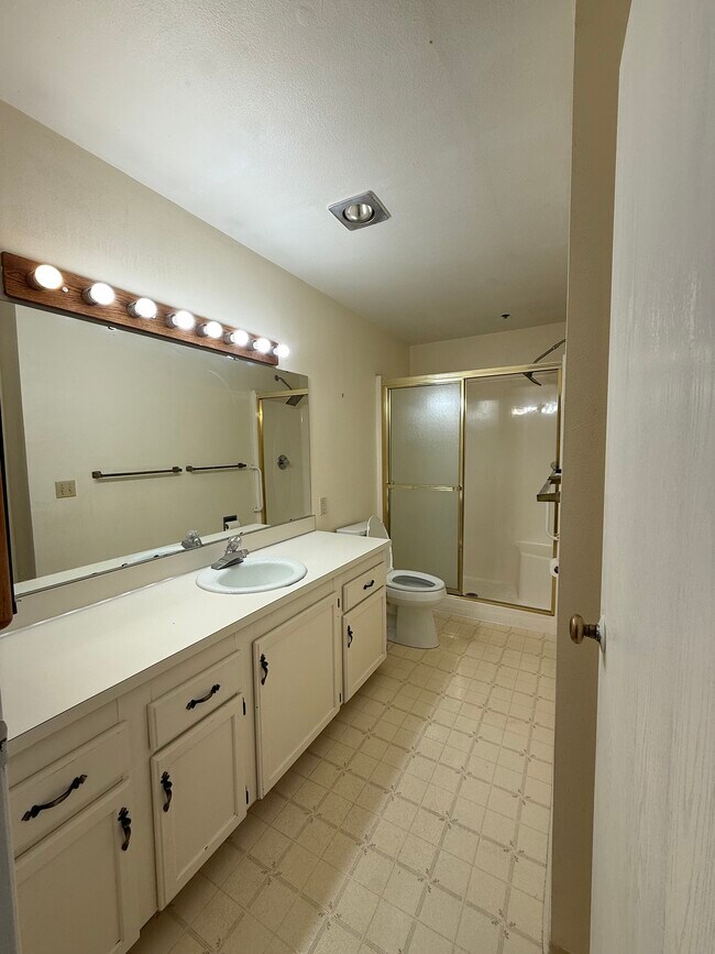 Foto del edificio - 18620 52nd Ave W