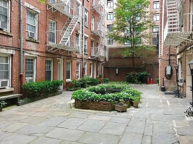 Foto del edificio - 224 Sullivan Street