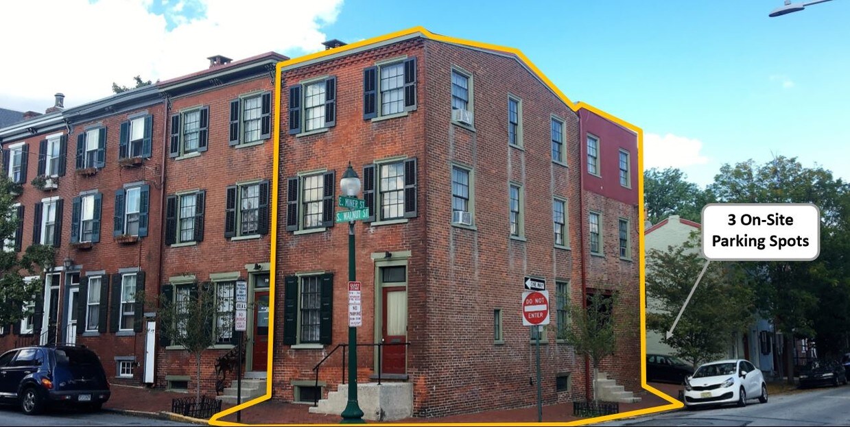 Primary Photo - 31 S Walnut St