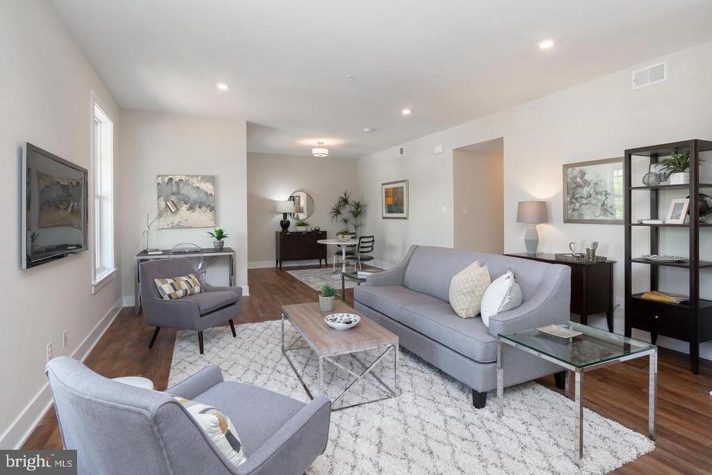 Foto principal - 154 W King St