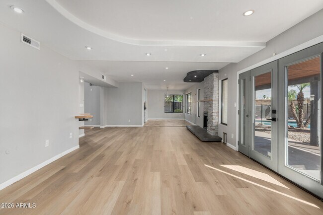 Building Photo - 18653 N 43rd Dr