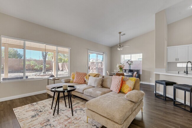 Foto del edificio - 1651 Crystal Downs Ave