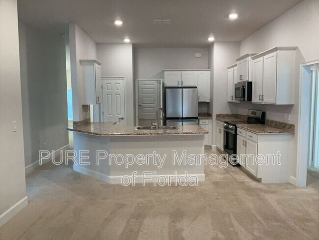 Building Photo - 4582 SE 25th Loop