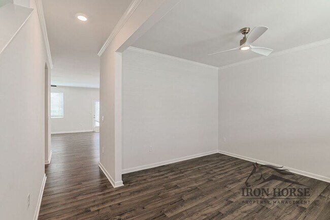 Building Photo - 835 Baker View Ln