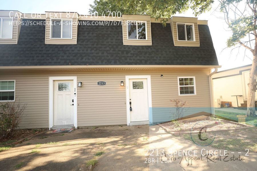 Primary Photo - Beautifuly renovated 2 bed / 1.5 bath dupl...