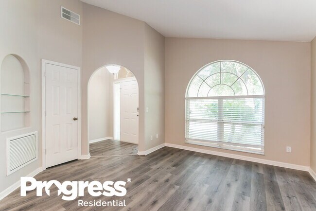 Building Photo - 302 Laurel Cove Ct