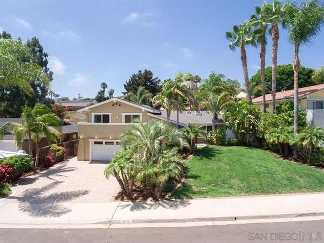 Building Photo - 4810 Refugio Ave