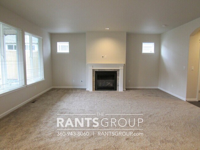 Foto del edificio - 4 br, 2.5 bath House - 844 Natalee Jo St SE