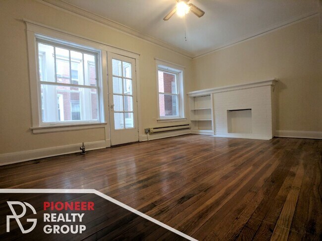 Foto del edificio - 4421 N Wolcott Ave