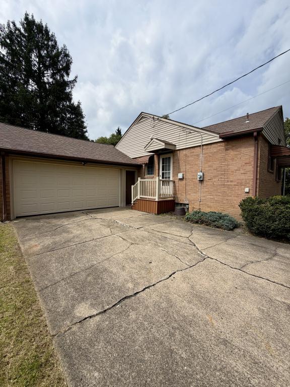 Building Photo - 32 Orchard Dr