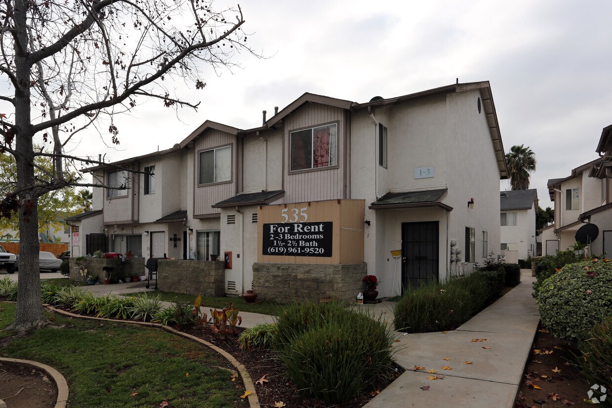 Greenfield Village Apartments El Cajon, CA
