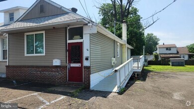 Building Photo - 1601 Edgely Rd