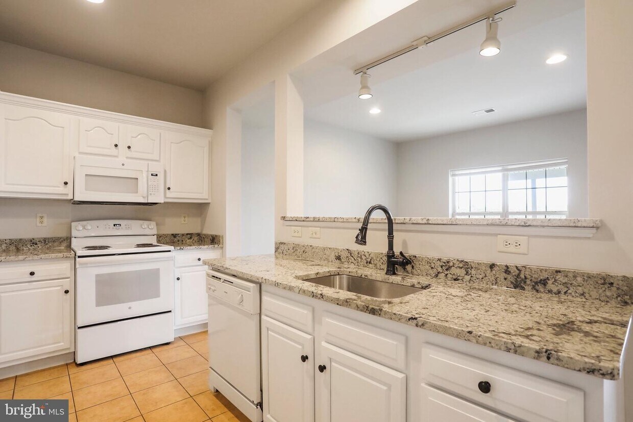 15 Delano Dr, Chambersburg, PA 17201 Townhome Rentals in Chambersburg PA