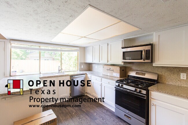 Foto del edificio - 1209 Harvest Glen Dr, Plano