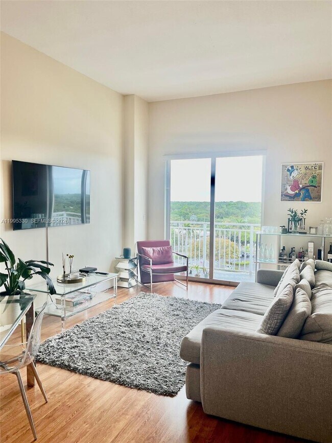 Foto del edificio - 7280 SW 90th St