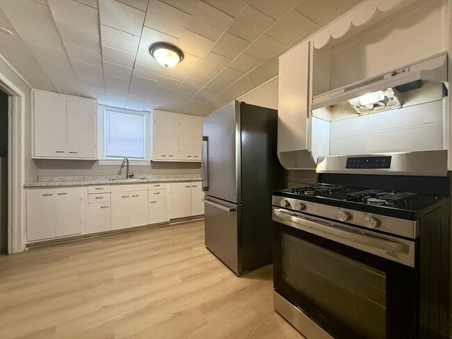 Building Photo - Two Bedroom Home in Muskegon