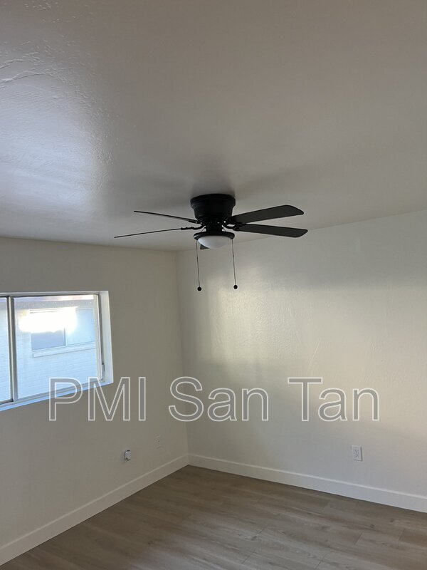 Foto del edificio - 10 West Concorda Drive