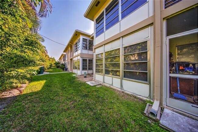 Foto del edificio - 2115 NE 42nd Ct