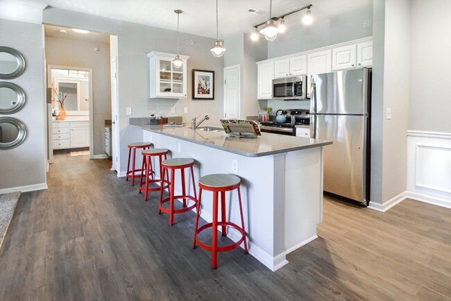 Building Photo - Central Park Apartment Homes