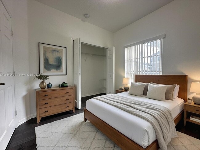 Foto del edificio - 8244 NW 107th Path