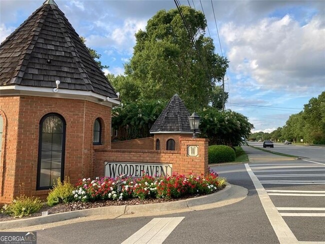 Foto del edificio - 4141 Paddington Dr